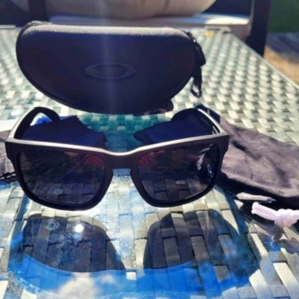 Oakley Holbrook Sunglasses